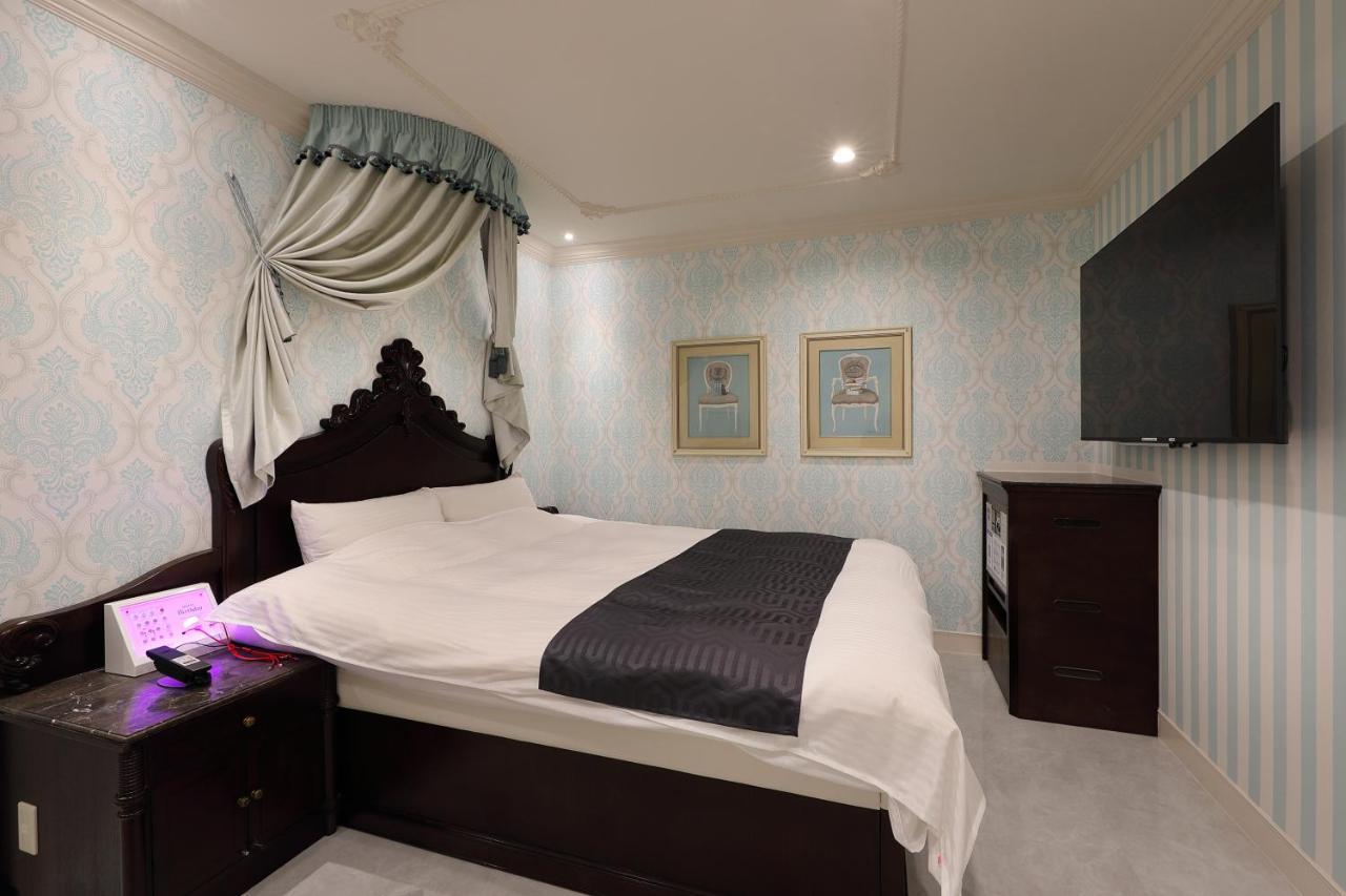 ホテルバースデー岐阜西店 Hotel Birthday Gifuwest (Adults Only) Εξωτερικό φωτογραφία