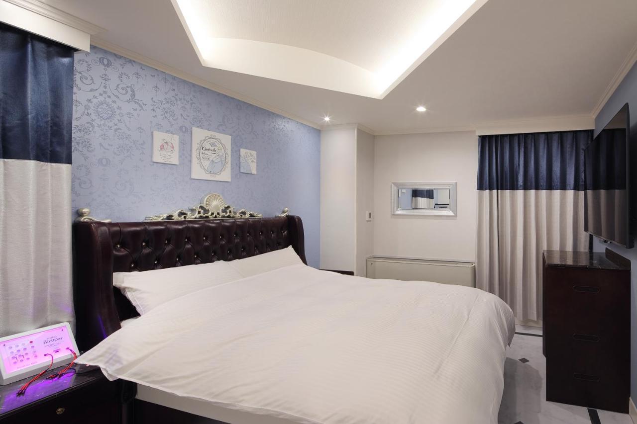 ホテルバースデー岐阜西店 Hotel Birthday Gifuwest (Adults Only) Εξωτερικό φωτογραφία